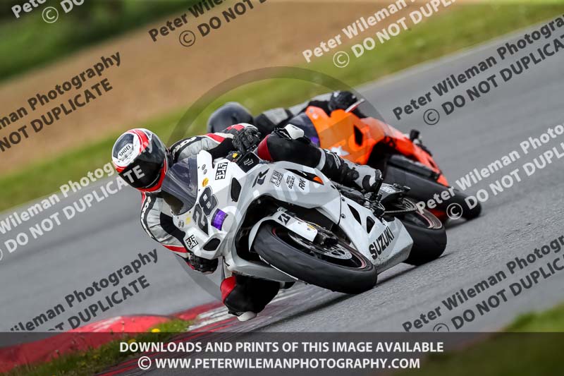 enduro digital images;event digital images;eventdigitalimages;no limits trackdays;peter wileman photography;racing digital images;snetterton;snetterton no limits trackday;snetterton photographs;snetterton trackday photographs;trackday digital images;trackday photos